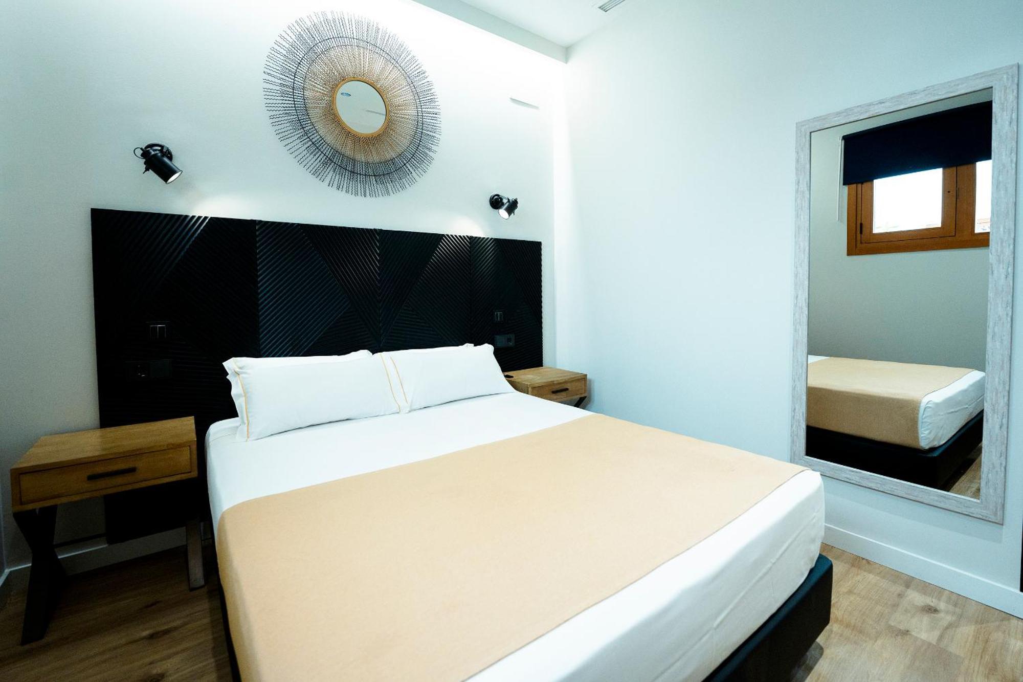 Aparthotel Luz De Gades - Suites Spa Gym - Adults Only Cadiz Luaran gambar