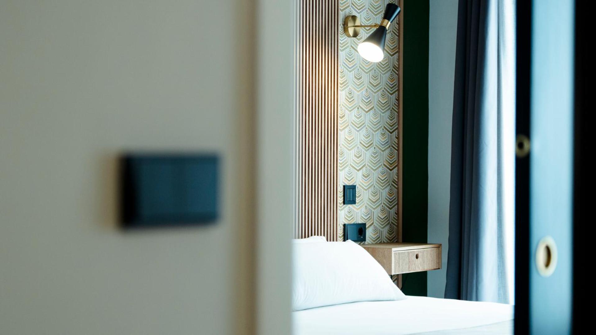 Aparthotel Luz De Gades - Suites Spa Gym - Adults Only Cadiz Bilik gambar