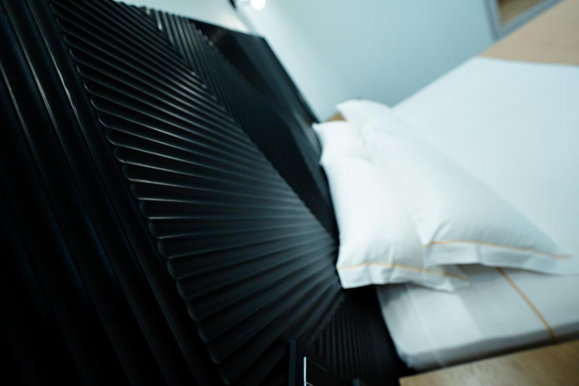 Aparthotel Luz De Gades - Suites Spa Gym - Adults Only Cadiz Bilik gambar